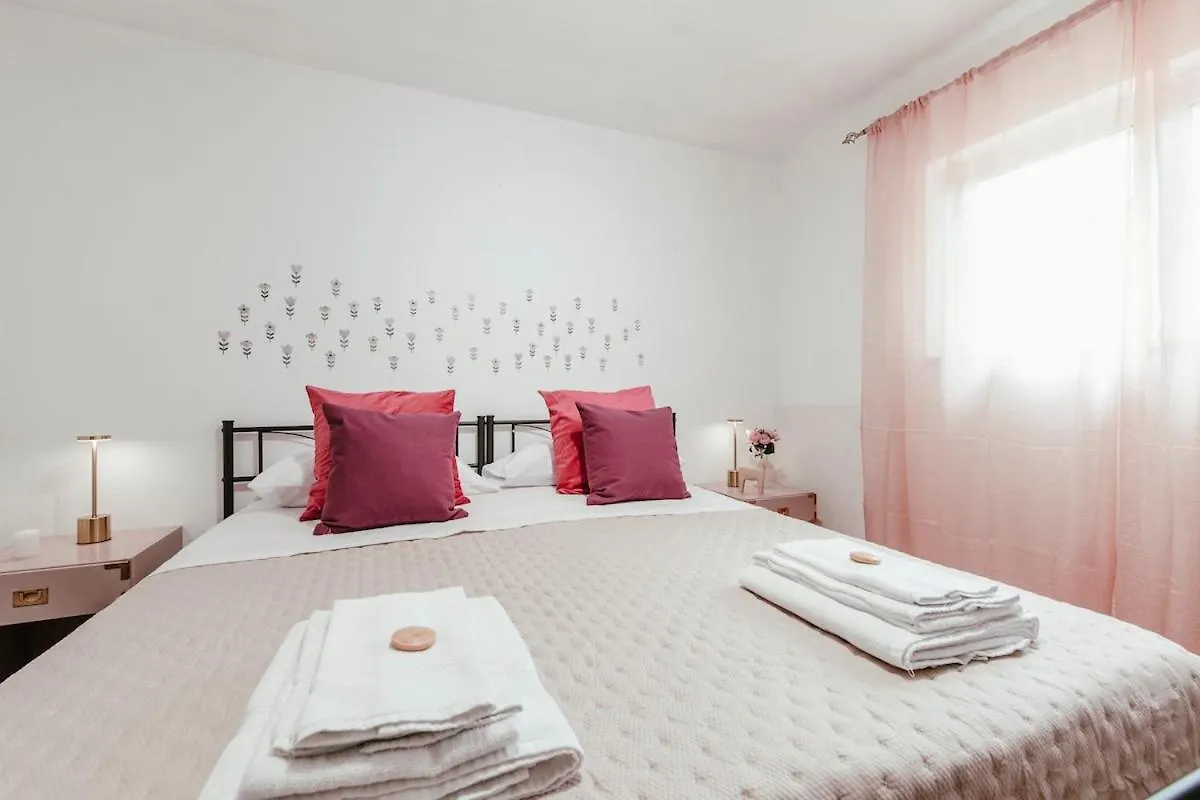 Nuccia'S Home Vacanze In Natura Ficarazzi Апартаменты